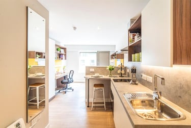 1 bed studio, Calton Road, Abbeyhill, Edinburgh, EH88DP - Image 6